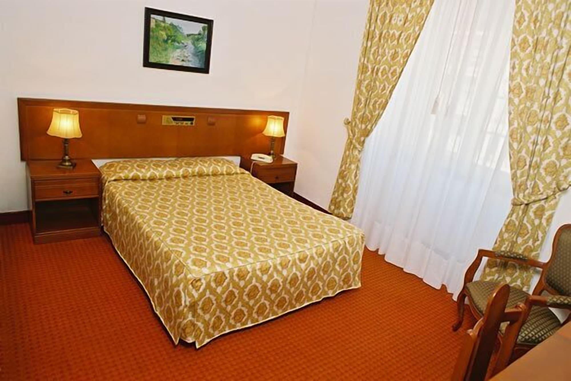 Hotel Nazareth Lisbon Luaran gambar